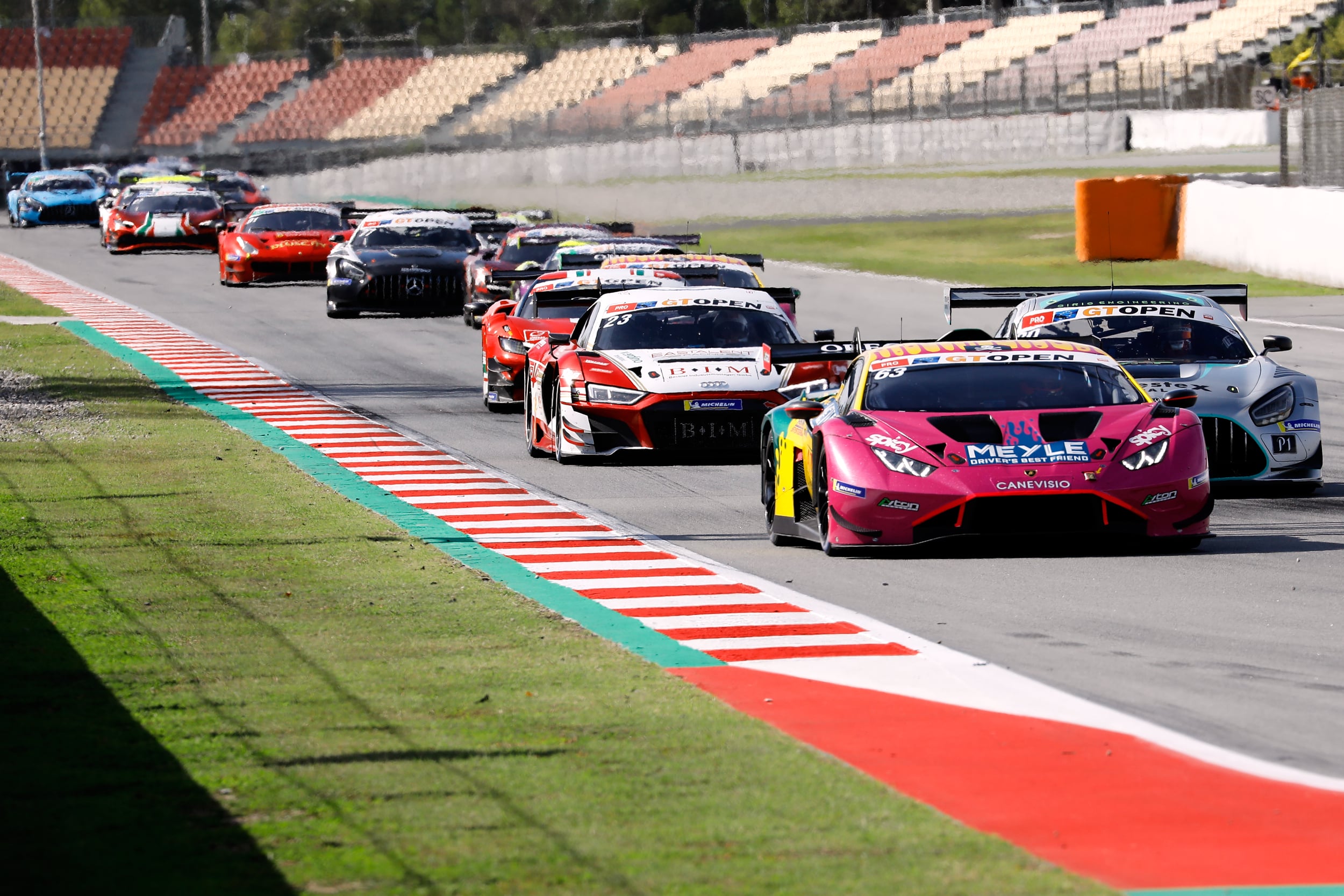 Penúltima prueba puntuable para el International GT Open en el Circuit ...
